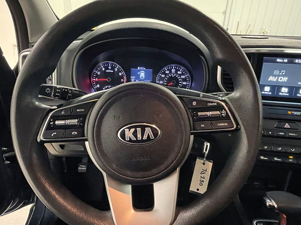 Used 2020 Kia Sportage LX image 29
