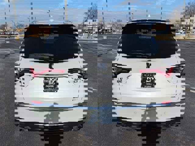 Used 2022 Acura MDX SH-AWD w/ Advance Package image 6