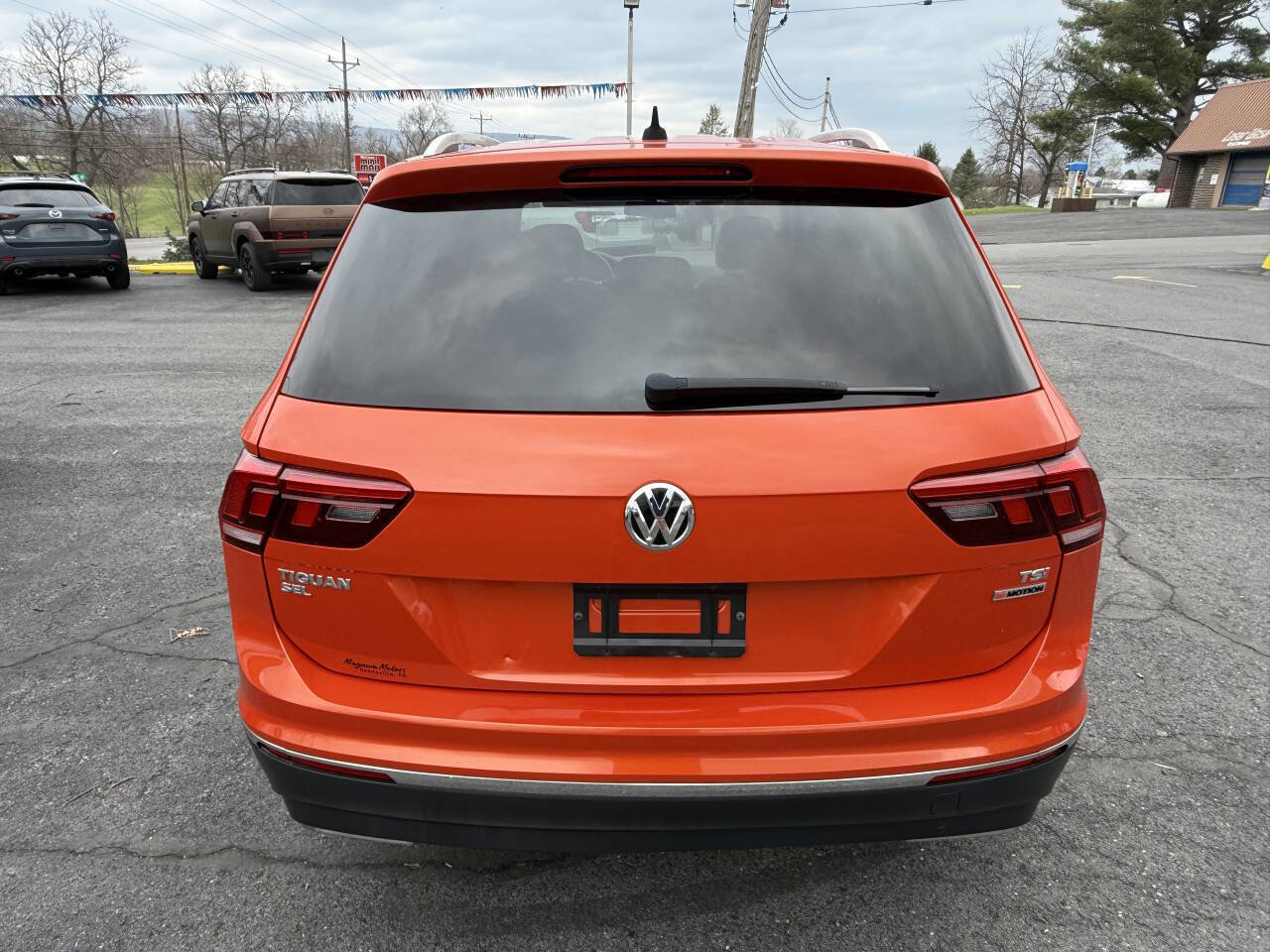Used 2018 Volkswagen Tiguan SEL image 5