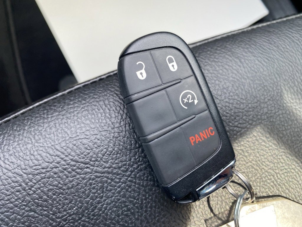 Used 2022 Jeep Compass Latitude image 29