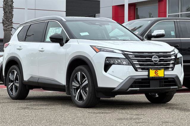 New 2025 Nissan Rogue SL w/ SL Premium Package image 2