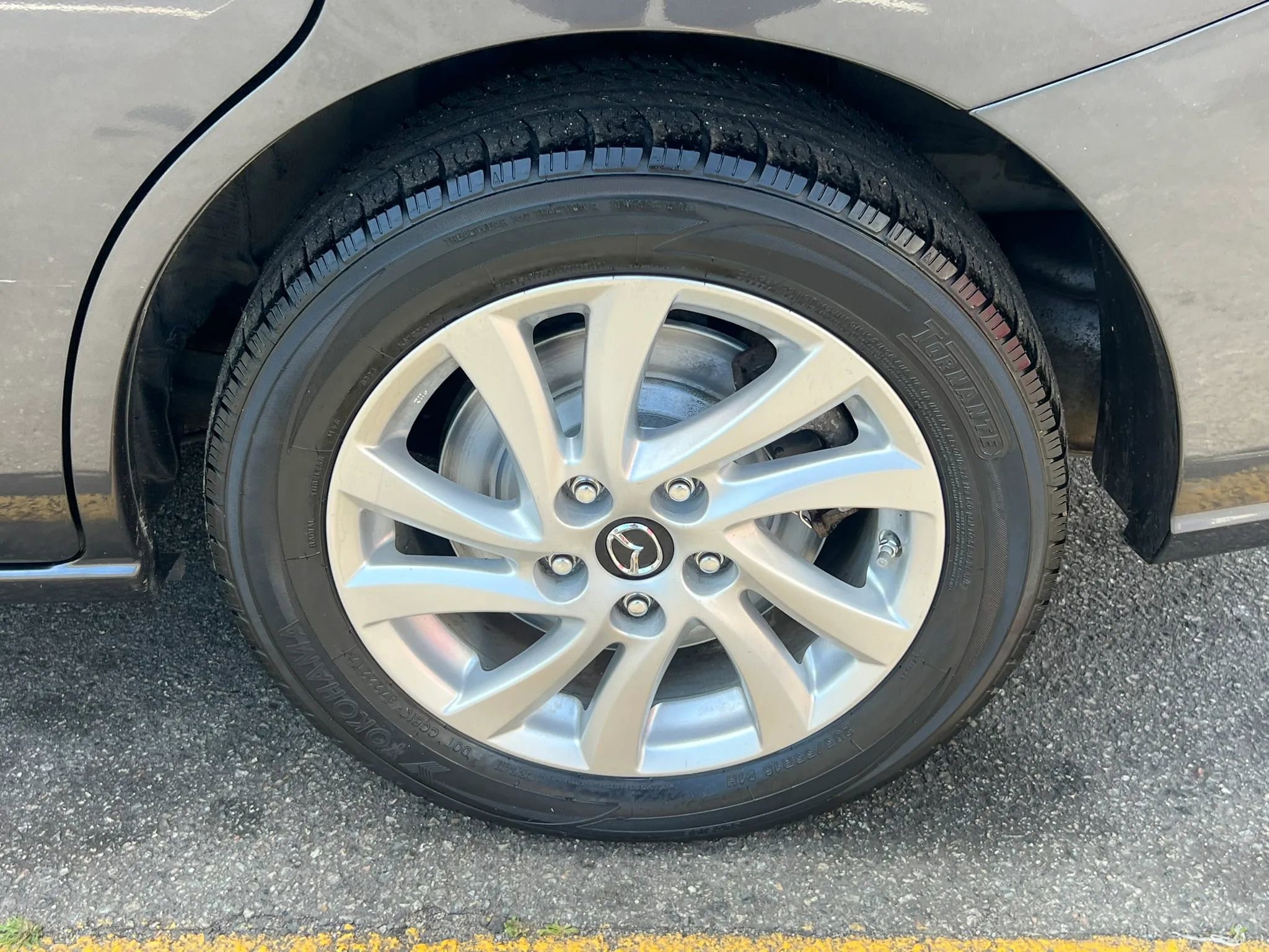 Used 2014 MAZDA MAZDA5 Sport FWD image 11