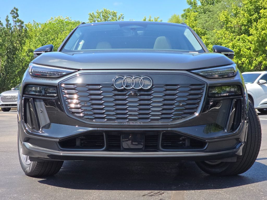 New 2027 Audi Q6 e-tron Prestige AWD/4WD image 3