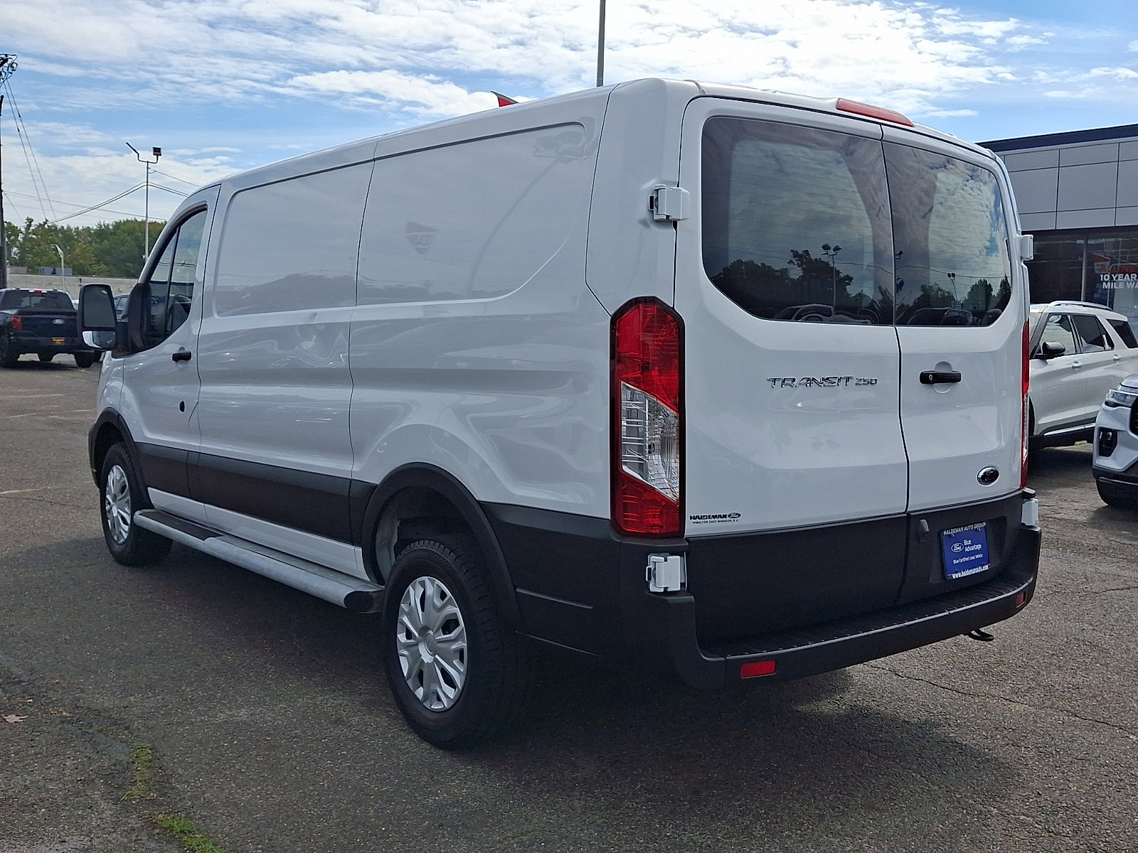 Certified 2025 Ford Transit 250 Low Roof w/ Exterior Upgrade Package RWD image 5