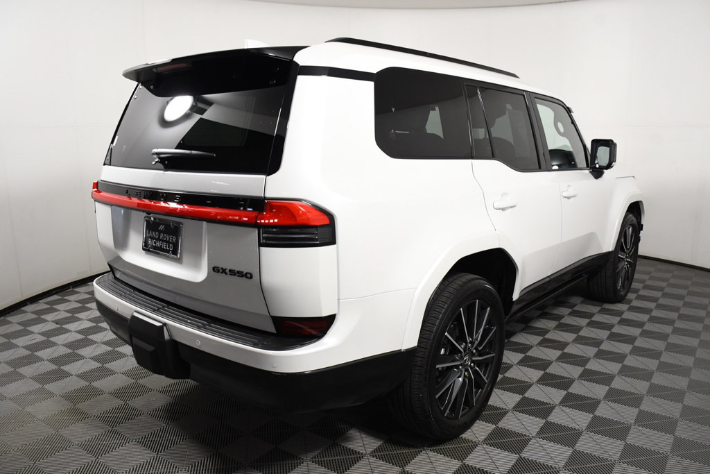 Used 2025 Lexus GX 550 w/ Cold Area Package AWD/4WD image 6