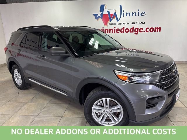Used 2022 Ford Explorer XLT image 1