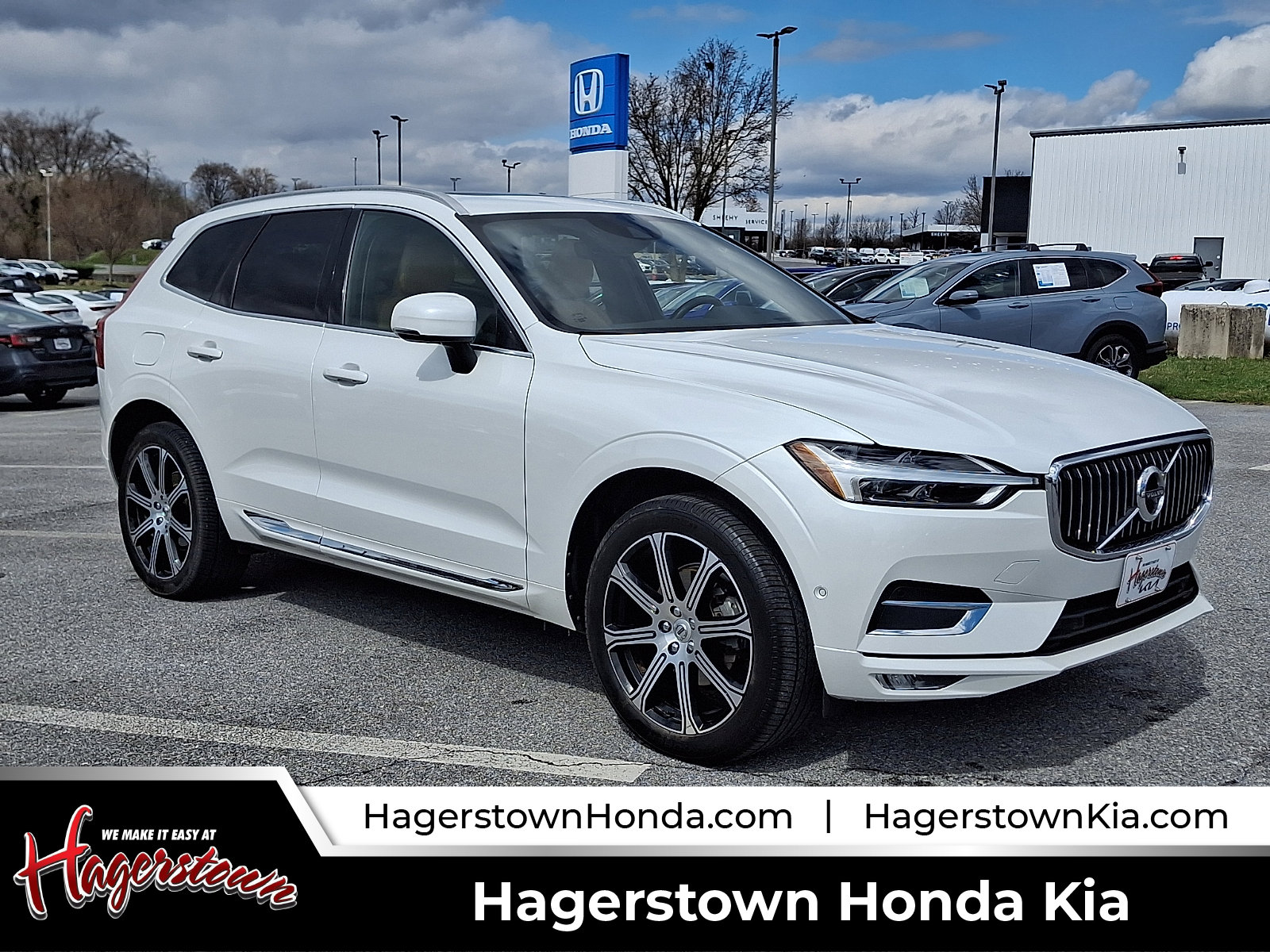 Used 2021 Volvo XC60 T5 Inscription w/ Advanced Package image 1
