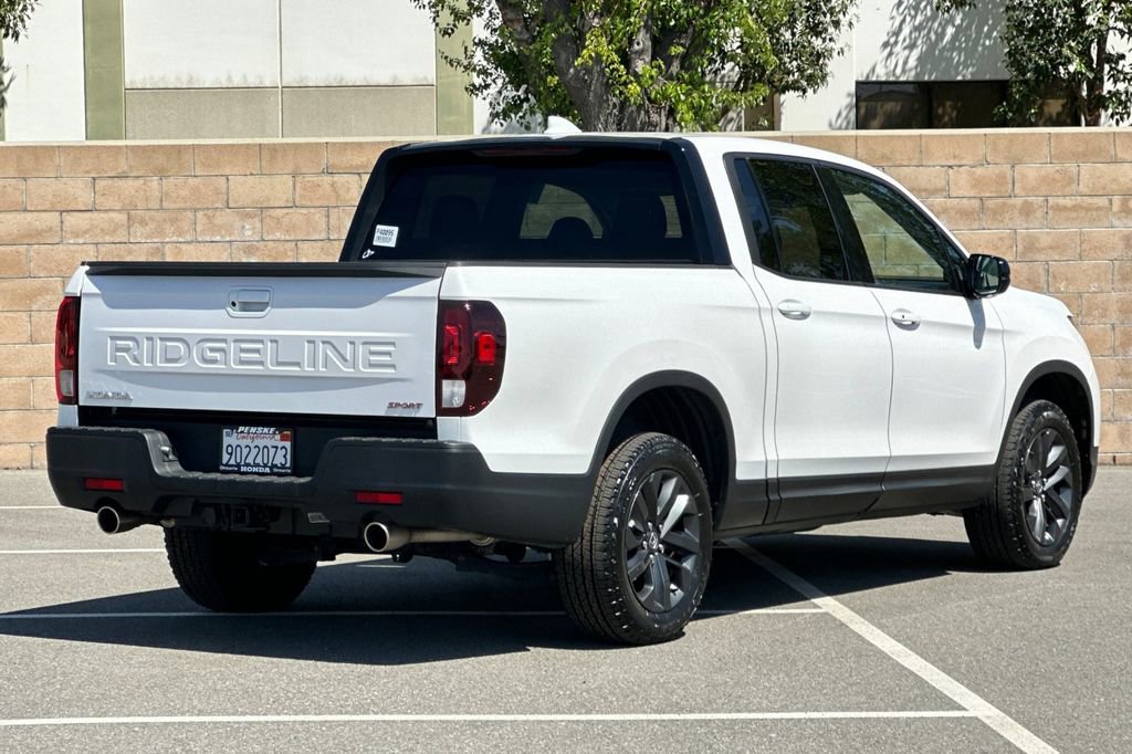 Certified 2024 Honda Ridgeline Sport image 4