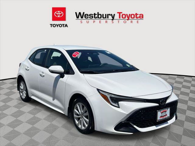 Certified 2023 Toyota Corolla SE FWD image 1