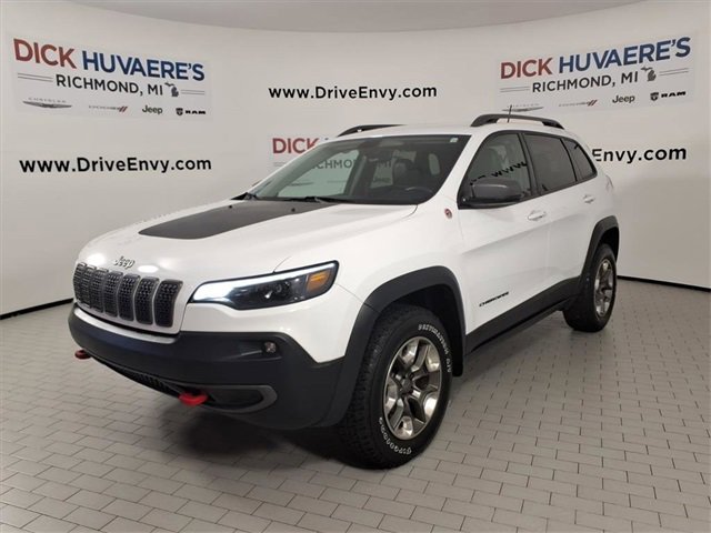 Used 2019 Jeep Cherokee Trailhawk w/ Cold Weather Group