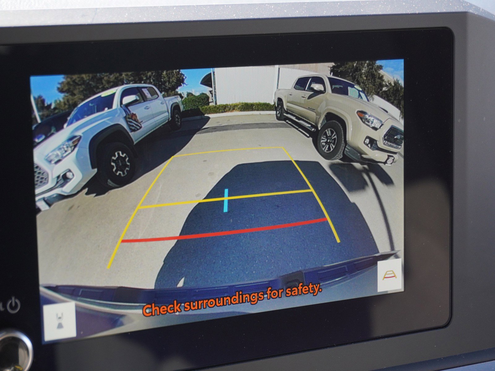 Used 2025 Toyota Tacoma SR5 image 25