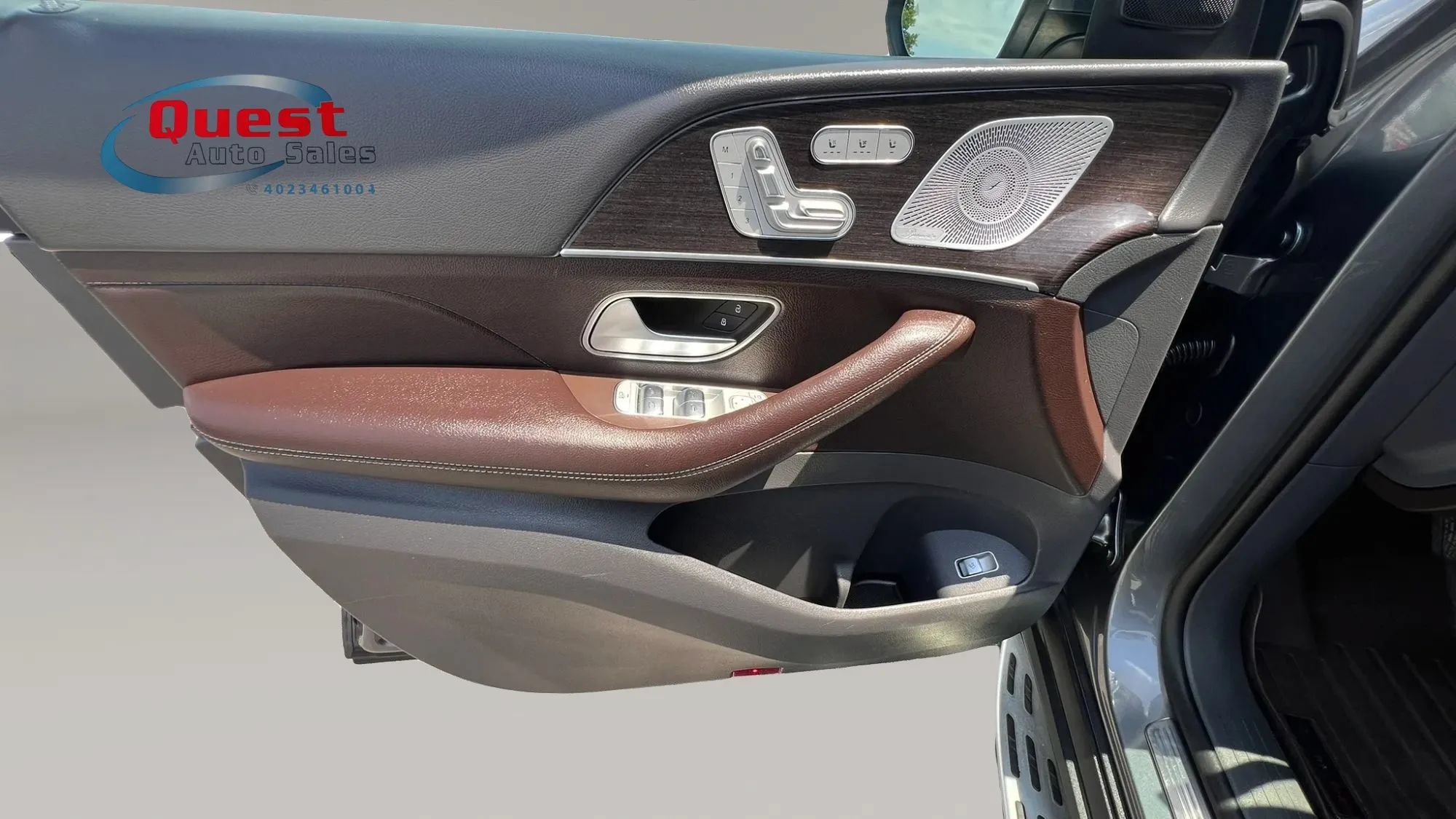 Used 2020 Mercedes-Benz GLS 450 4MATIC image 36
