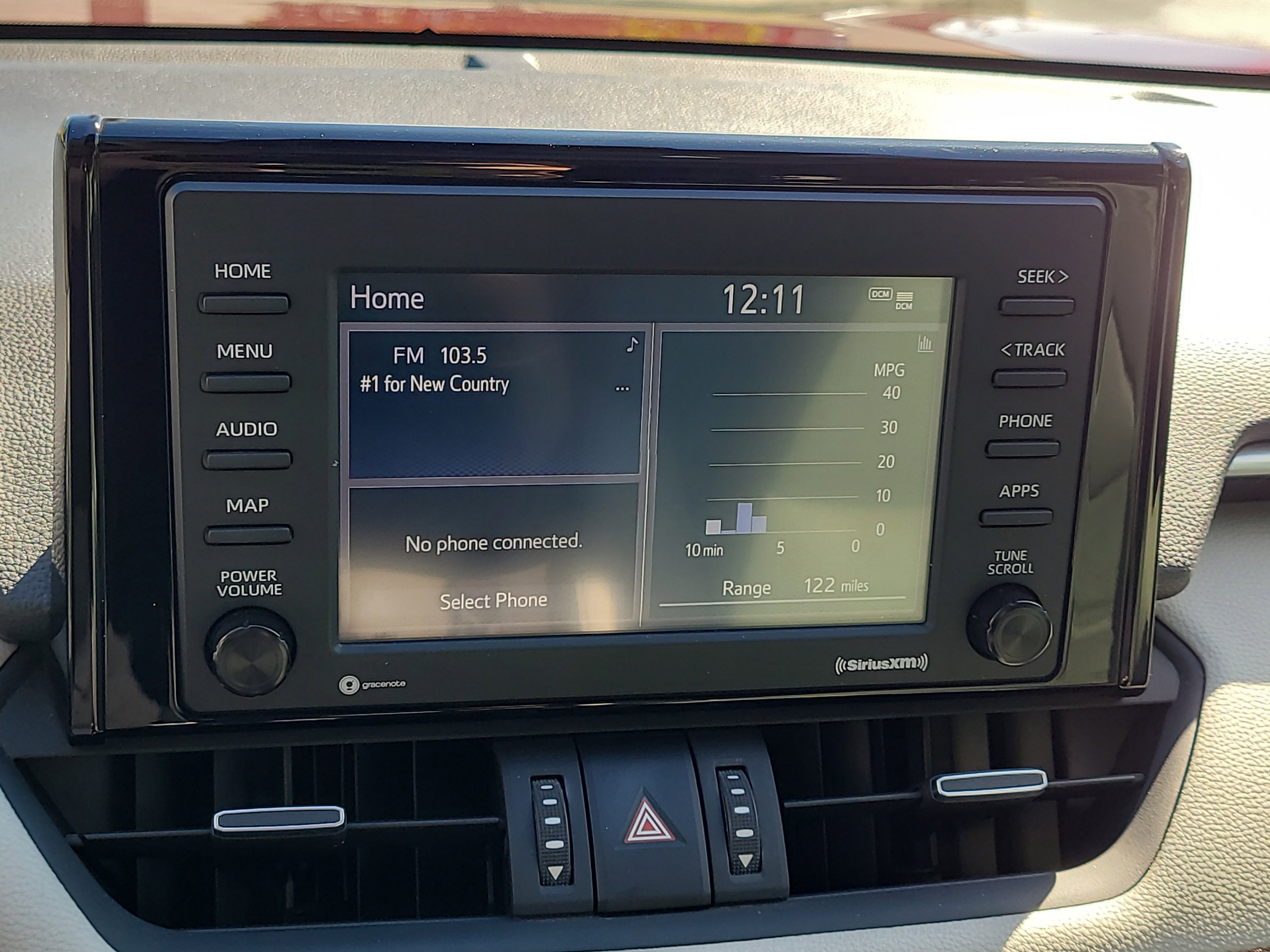 Used 2020 Toyota RAV4 XLE Premium image 25