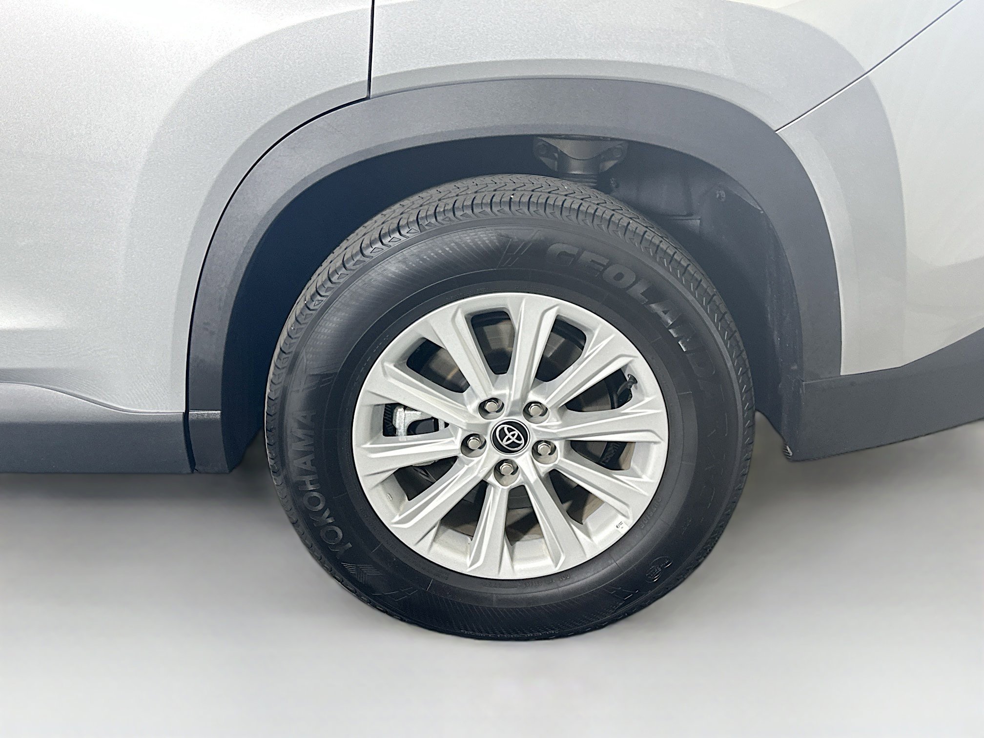 Used 2025 Toyota Grand Highlander AWD image 11