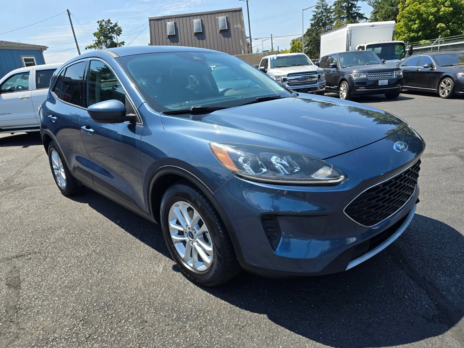 Used 2020 Ford Escape SE FWD image 8