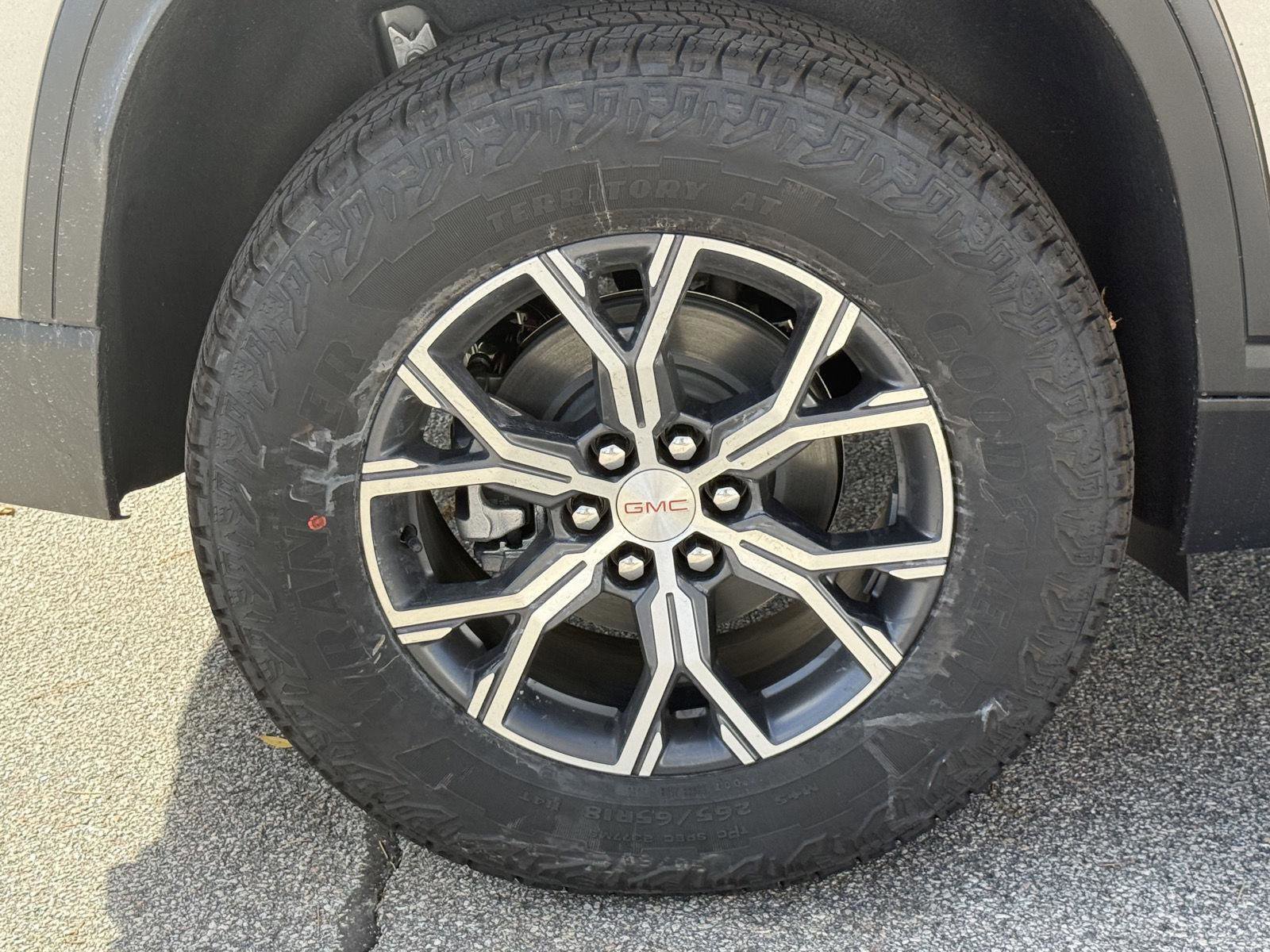 New 2026 GMC Acadia AT4 w/ Super Cruise Package image 11