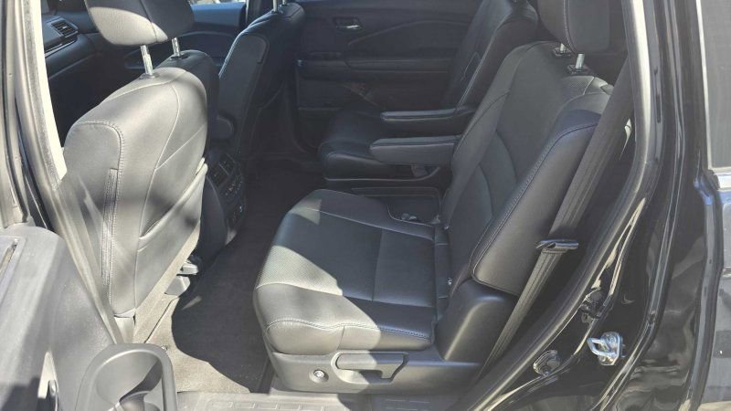 Used 2020 Honda Pilot Elite image 33