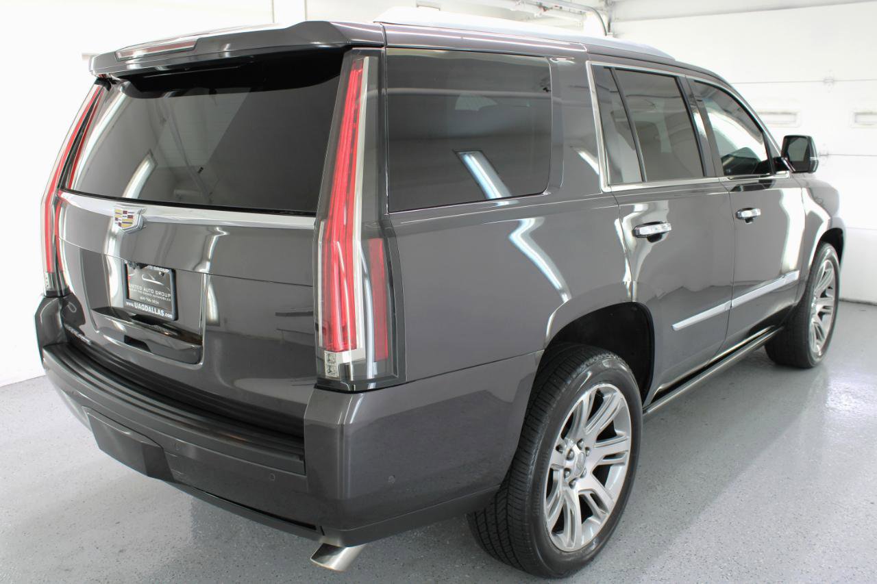 Used 2018 Cadillac Escalade Premium Luxury image 9