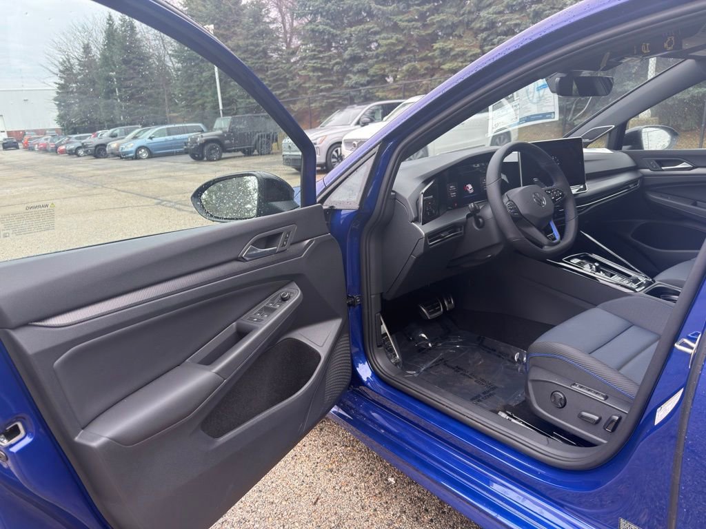 New 2026 Volkswagen Golf image 10