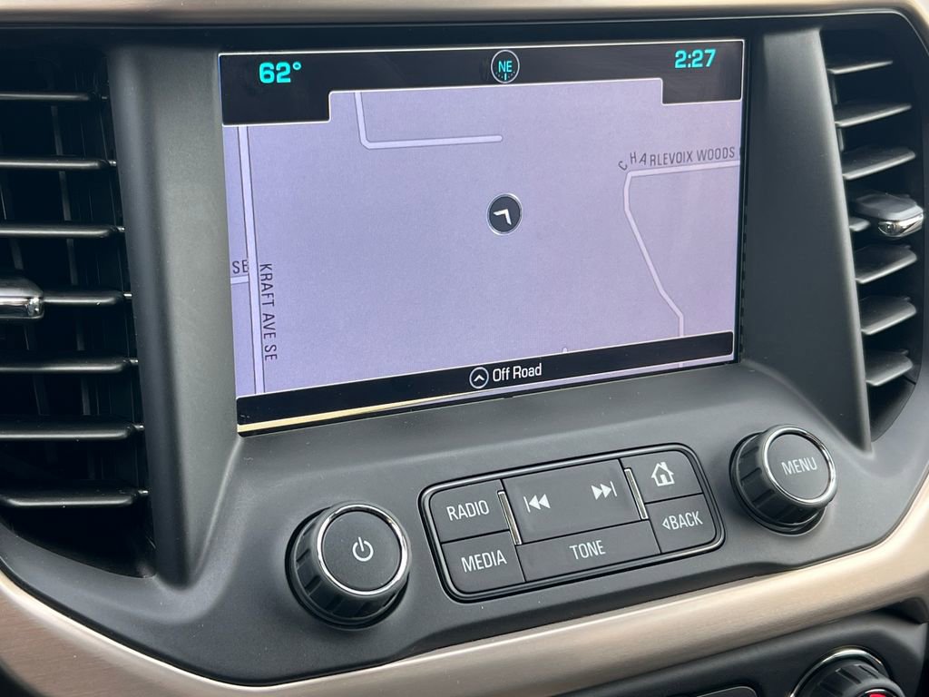 Used 2018 GMC Acadia Denali w/ Technology Package AWD/4WD image 26