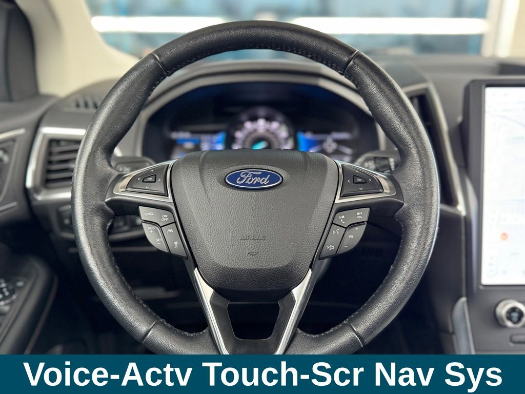 Used 2023 Ford Edge Titanium AWD/4WD image 6