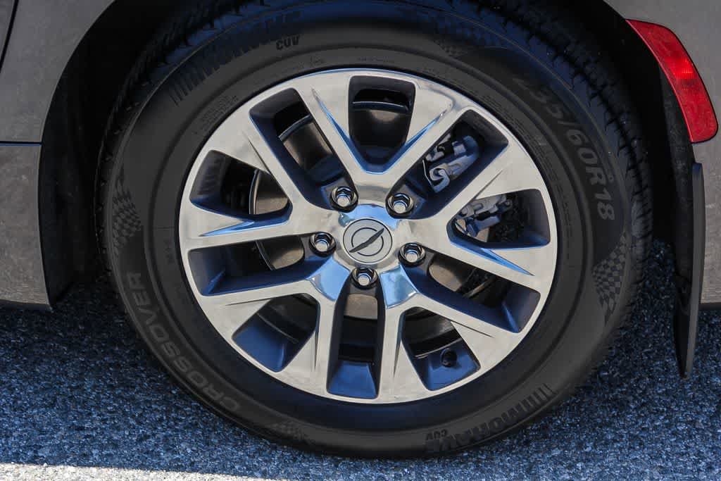 Used 2022 Chrysler Pacifica Pinnacle FWD image 10