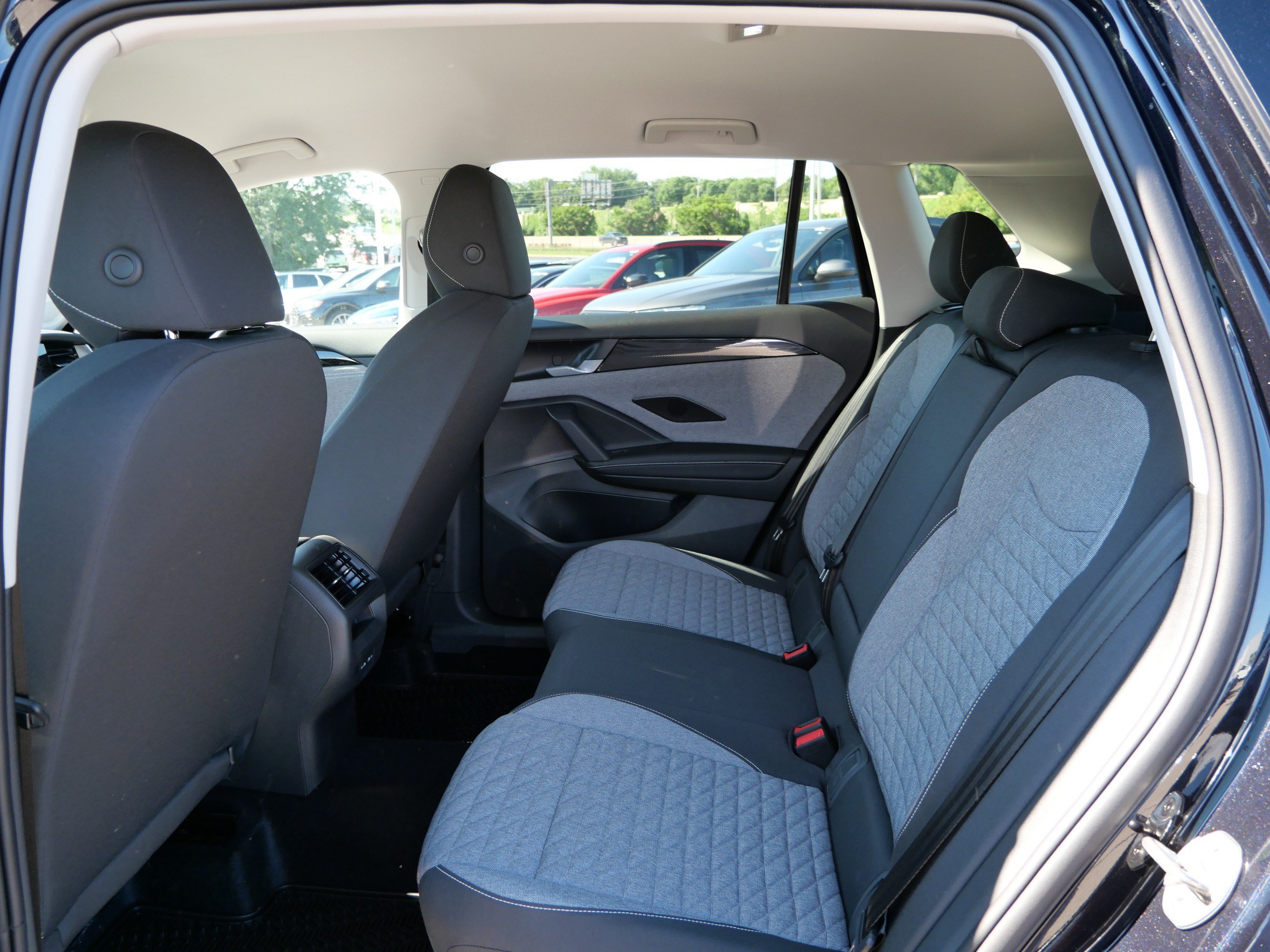 New 2026 Volkswagen Tiguan S AWD/4WD image 6