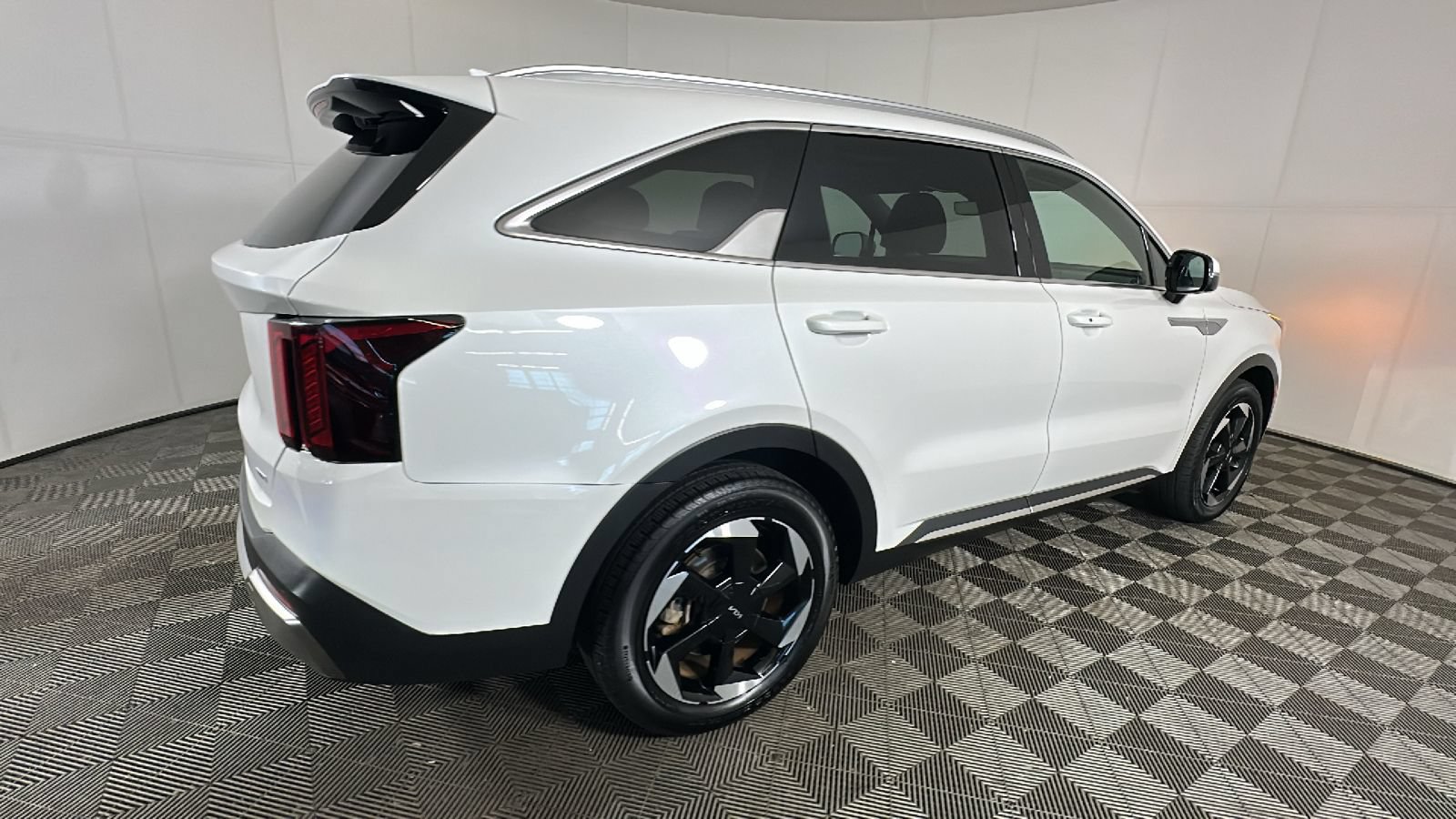 Used 2025 Kia Sorento EX w/ EX Panoramic Sunroof Package AWD/4WD image 3