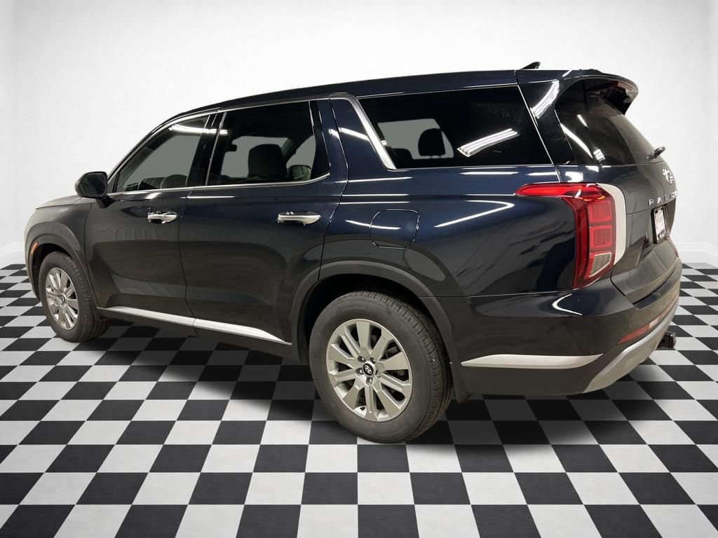 Used 2023 Hyundai Palisade SE w/ Cargo Package image 6