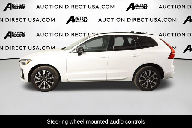 Used 2024 Volvo XC60 B5 Plus AWD/4WD image 5