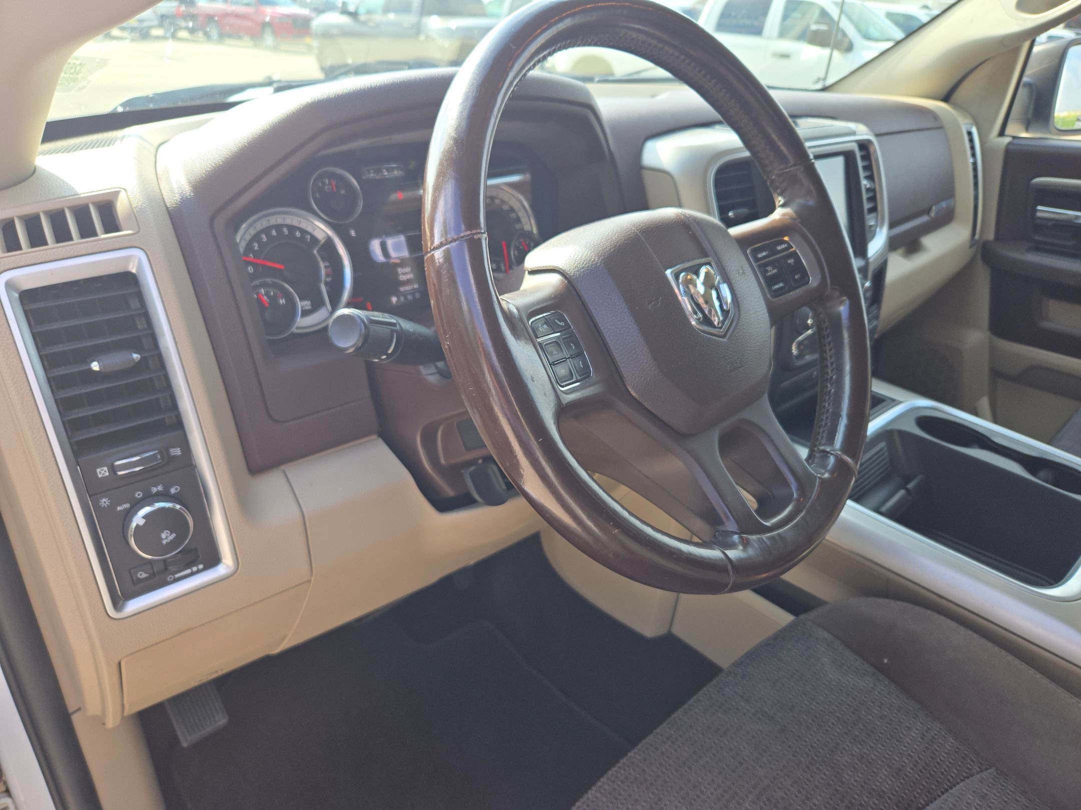 Used 2016 RAM 1500 Lone Star RWD image 10