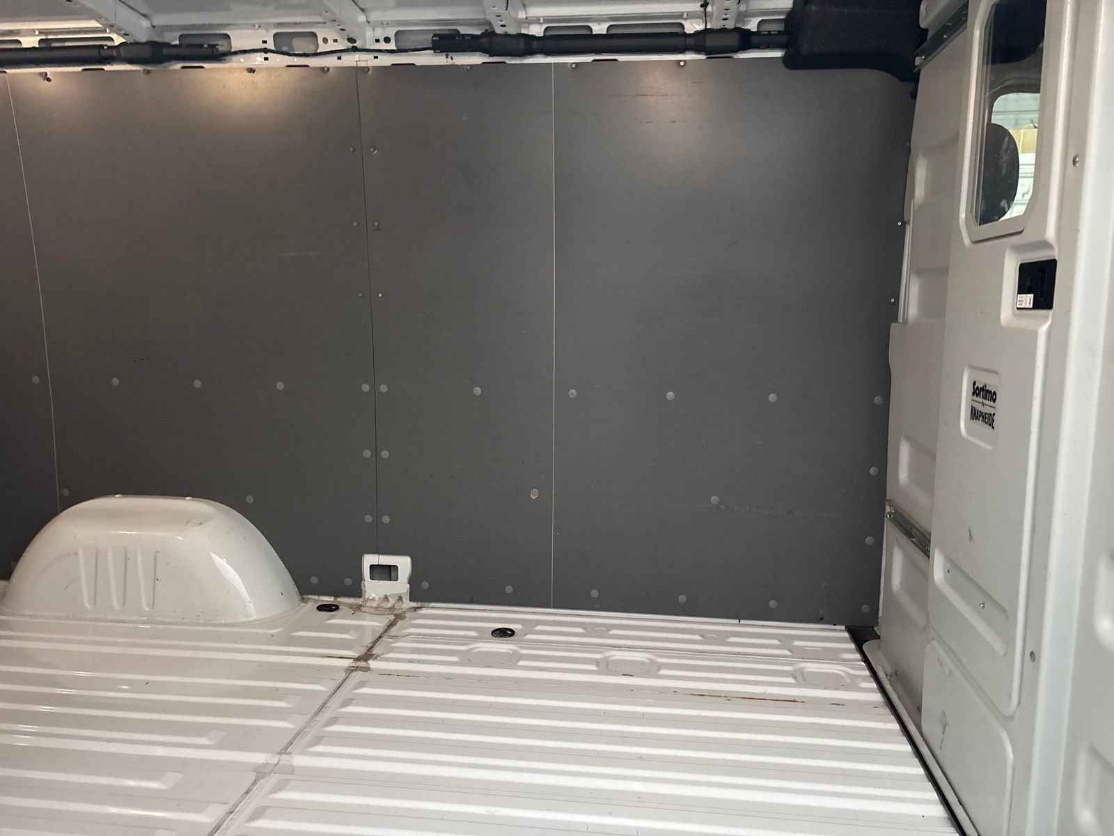 Used 2019 Mercedes-Benz Sprinter 4x4 144 image 33
