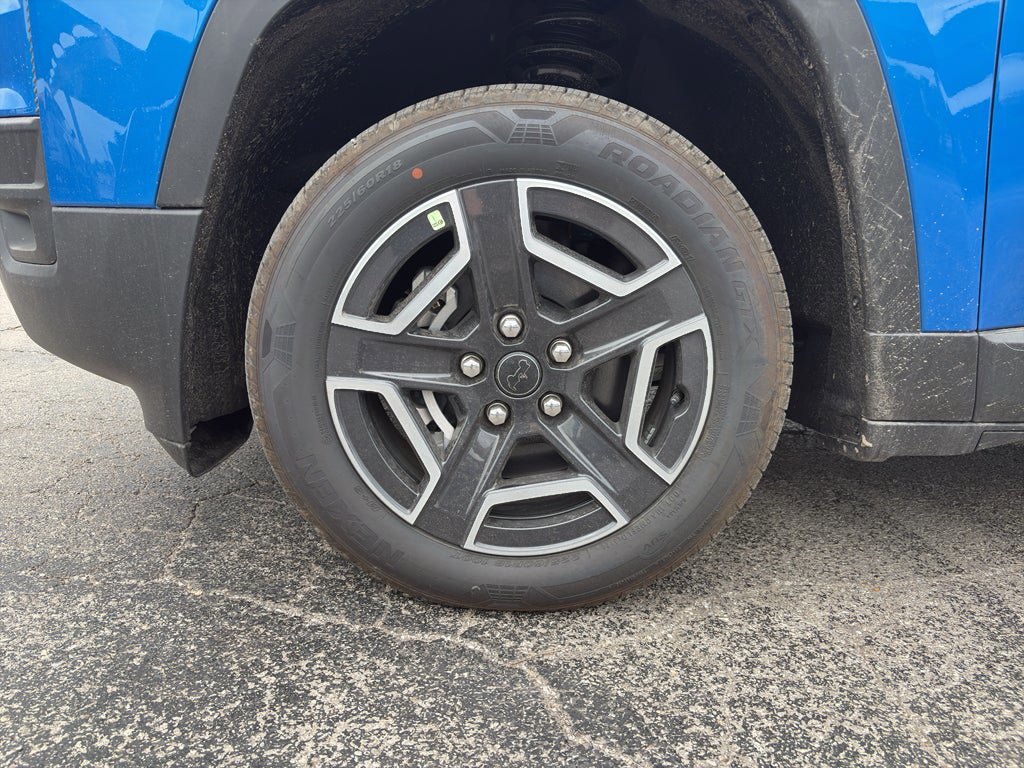 New 2026 Jeep Cherokee Limited AWD/4WD image 10