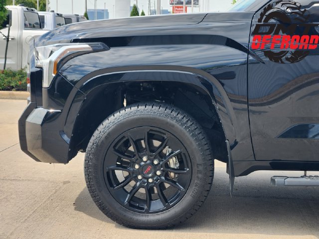 Certified 2025 Toyota Tundra SR w/ SR Tow Package AWD/4WD image 8