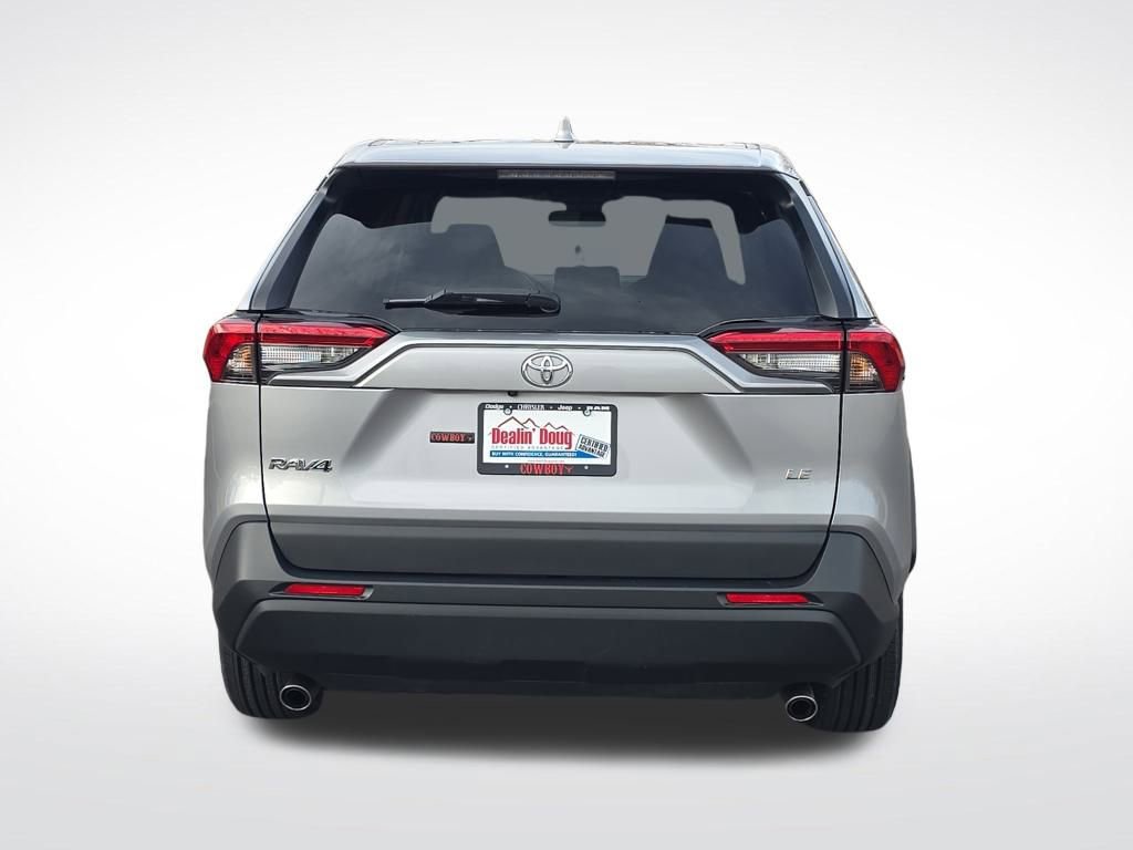 Used 2023 Toyota RAV4 LE image 4