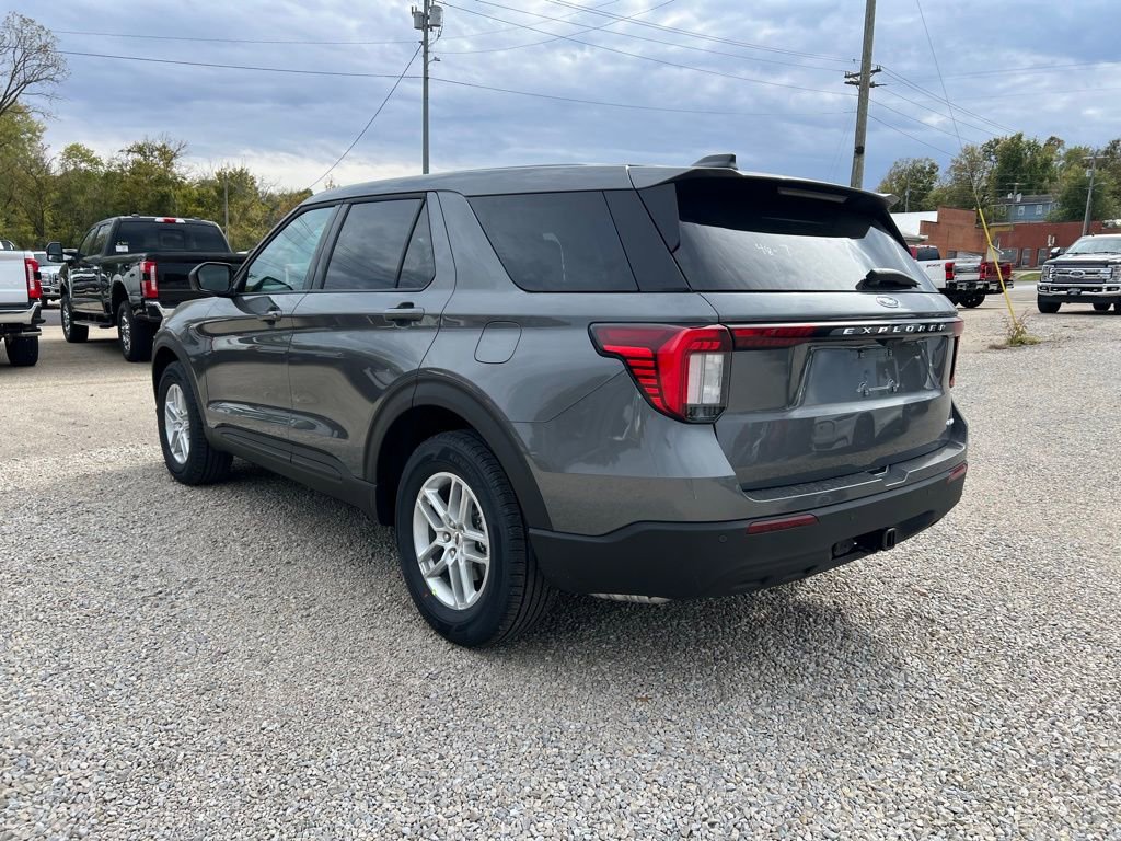 New 2026 Ford Explorer Active image 6