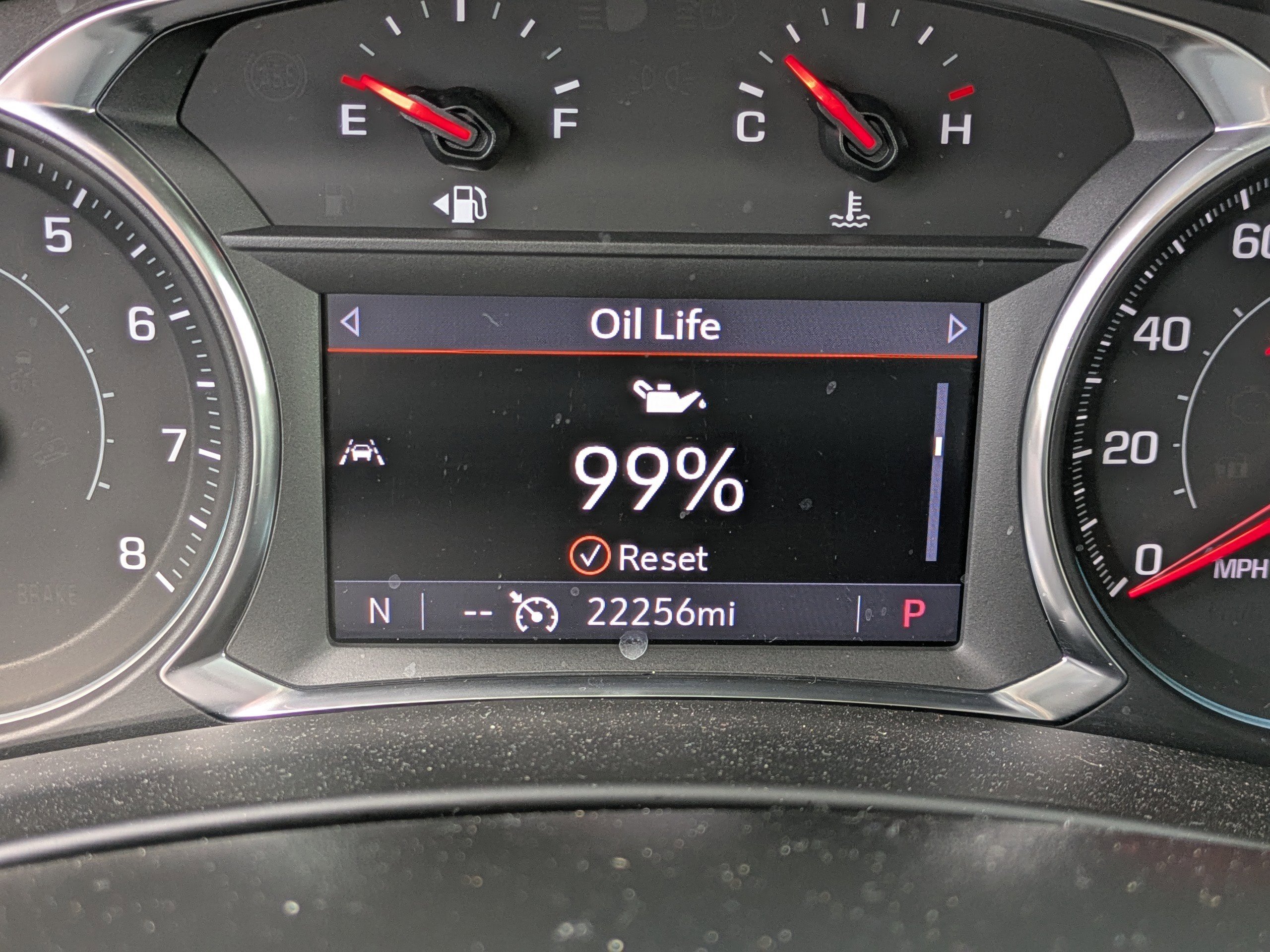 Used 2022 Chevrolet Equinox RS w/ RS Leather Package image 24