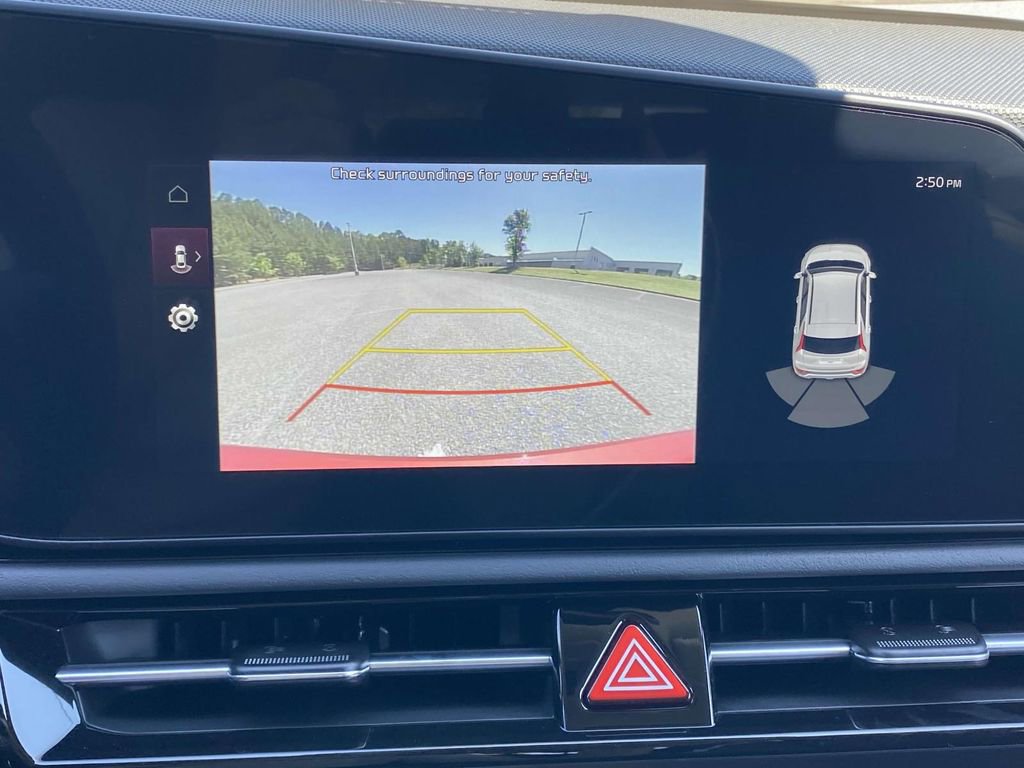 New 2025 Kia Niro EX image 16