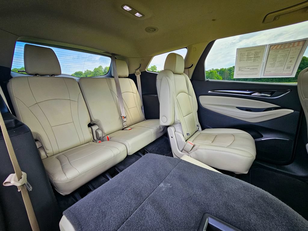 Used 2019 Buick Enclave Essence w/ LPO, Cargo Package AWD/4WD image 33