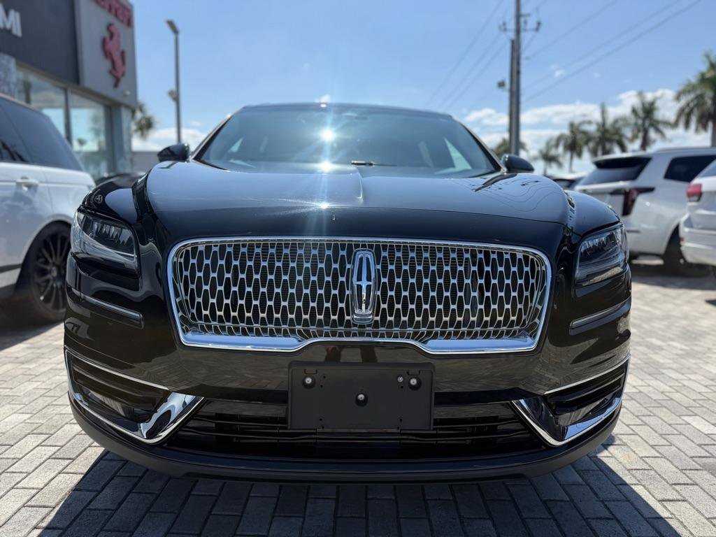 Used 2019 Lincoln Nautilus Select AWD/4WD image 2