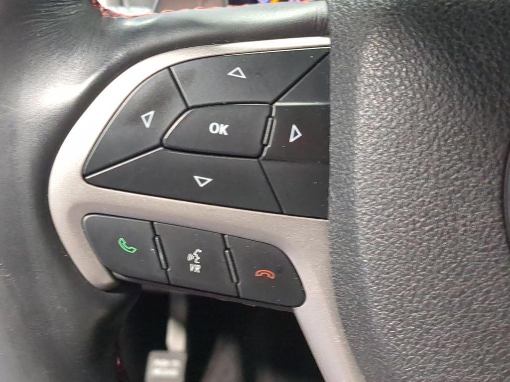 Used 2018 Jeep Grand Cherokee Trailhawk w/ Trailhawk Luxury Group AWD/4WD image 30