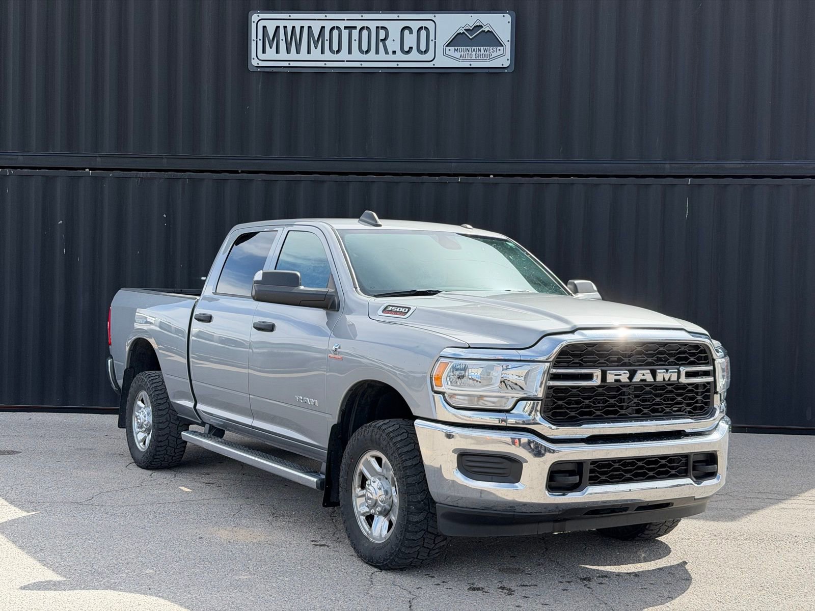 Used 2022 RAM 3500 Tradesman image 1