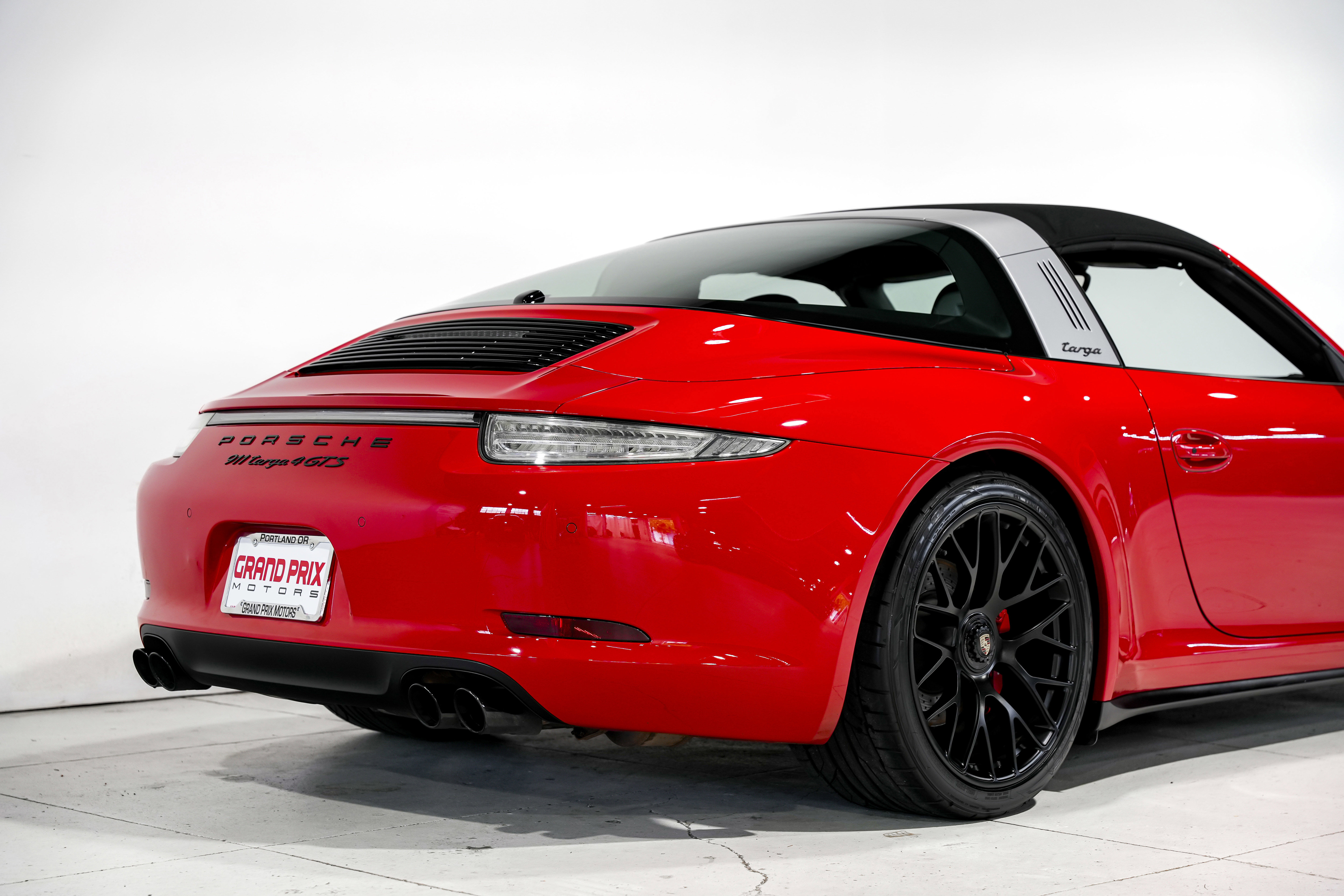 Used 2016 Porsche 911 Targa 4 GTS image 37