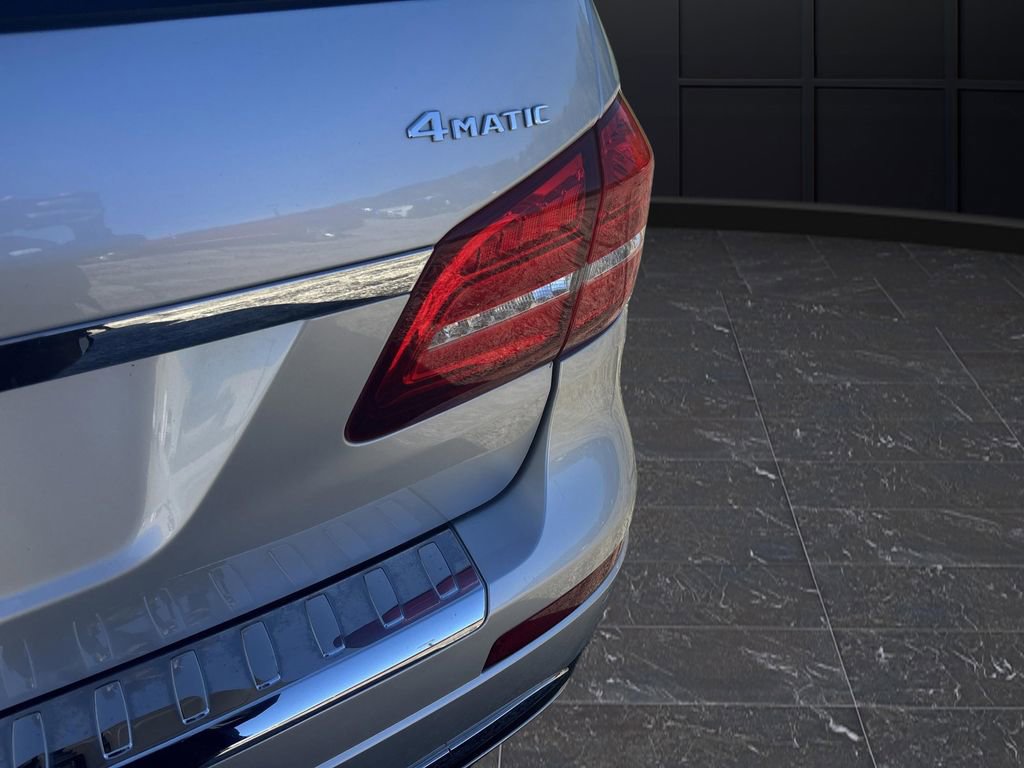 Used 2017 Mercedes-Benz GLS 450 4MATIC image 35