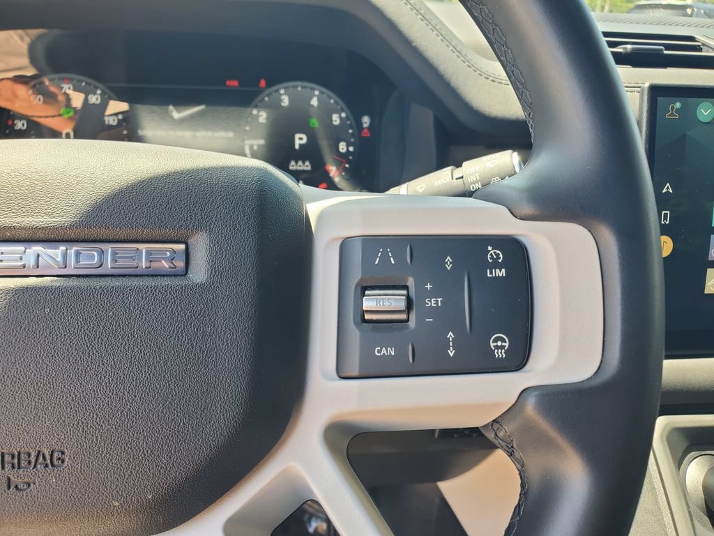 Used 2025 Land Rover Defender 110 S AWD/4WD image 23