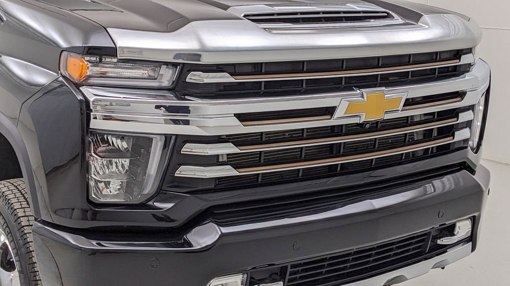 Used 2022 Chevrolet Silverado 3500 High Country image 45