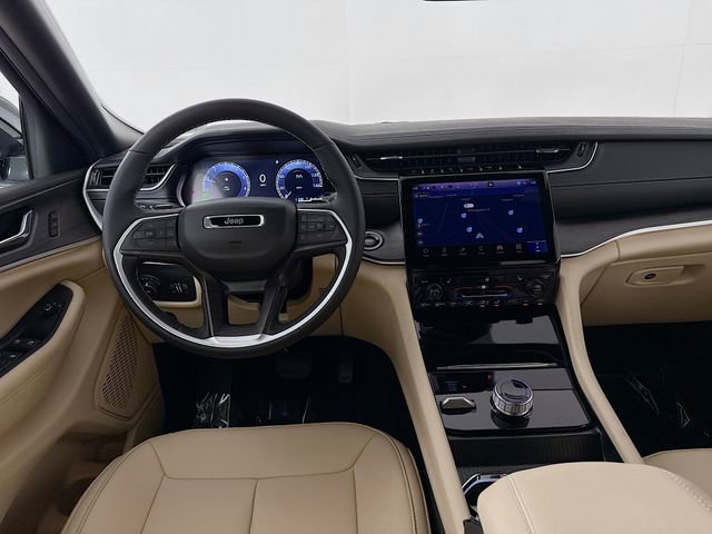 New 2025 Jeep Grand Cherokee Limited image 23