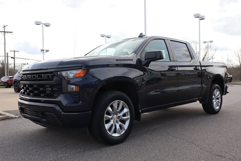 Used 2023 Chevrolet Silverado 1500 Custom w/ LPO, Dark Essentials Package image 7