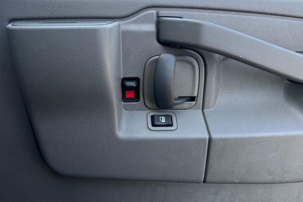 Used 2020 Chevrolet Express 2500 w/ Communications Package image 20