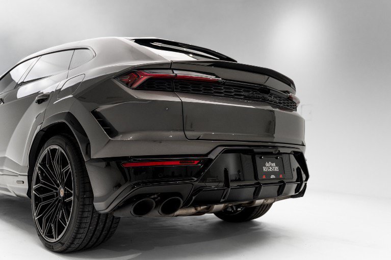 Used 2025 Lamborghini Urus SE AWD/4WD image 4